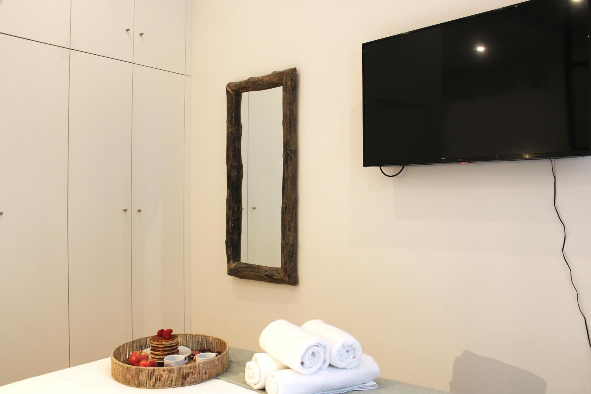 Modern Flat Near Trindade By Lovelystay Porto Bagian luar foto