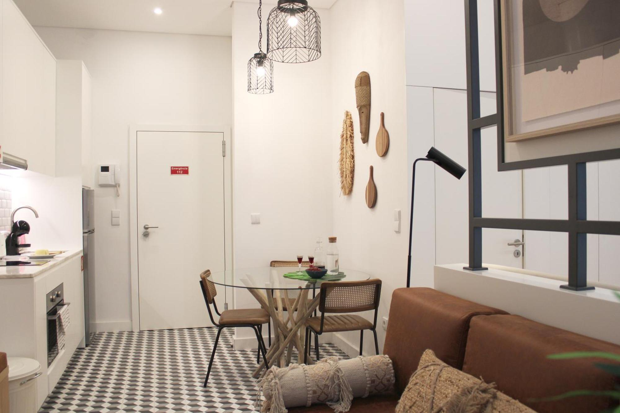 Modern Flat Near Trindade By Lovelystay Porto Bagian luar foto